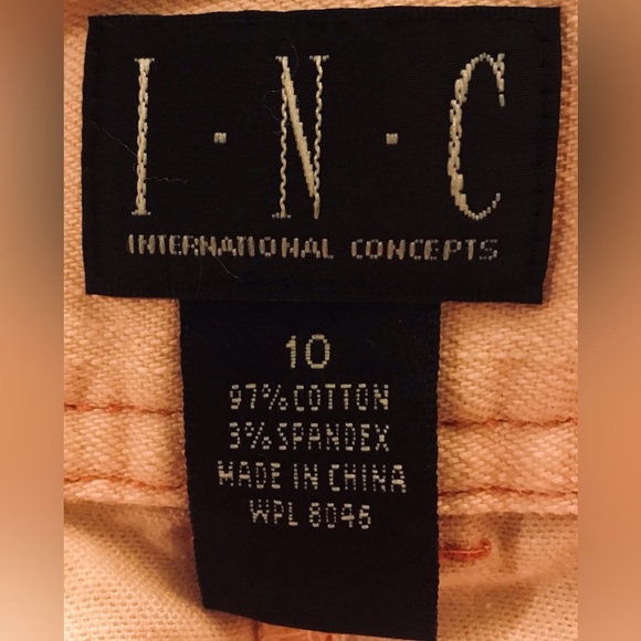 I N C International Concepts Pink Denim Capris Size 10 - Picture 3 of 6